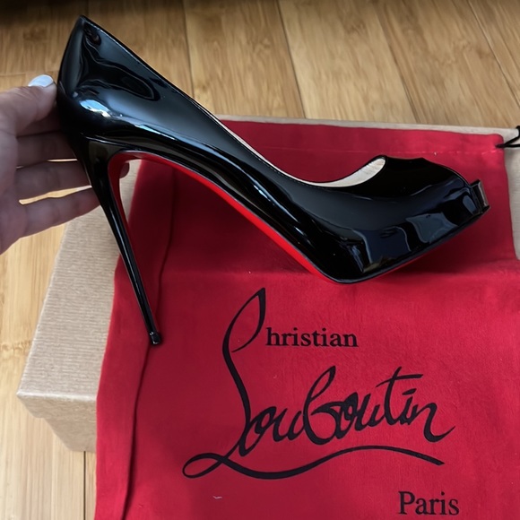 BRAND NEW Christian Louboutin New Very Prive 120 Black Patent - Picture 6 of 7